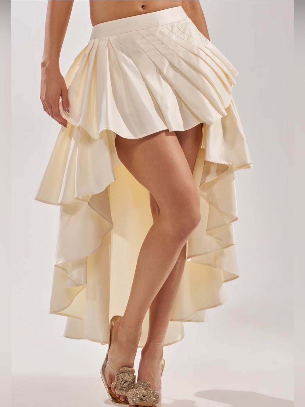 NWT AKIRA High-Low Ruffled Satin Skirt in Cream size XL